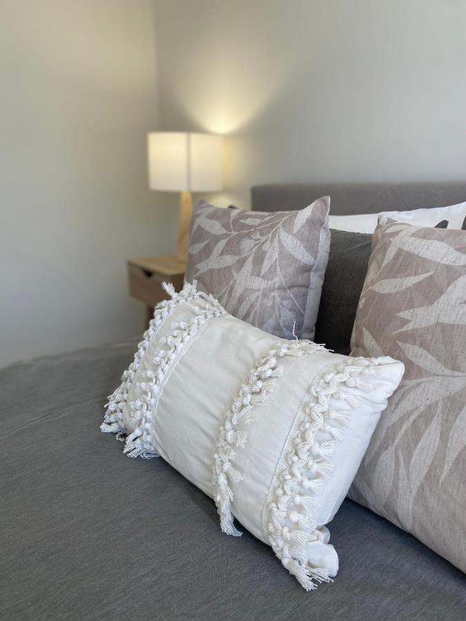 Modern Luxury 1 Bedroom Apartment - Walk To The Shops! Free Wifi Clarkson Экстерьер фото